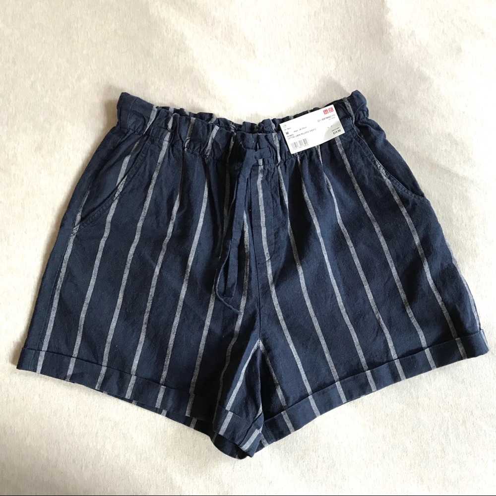 NWT Navy blue Uniqlo linen shorts M
